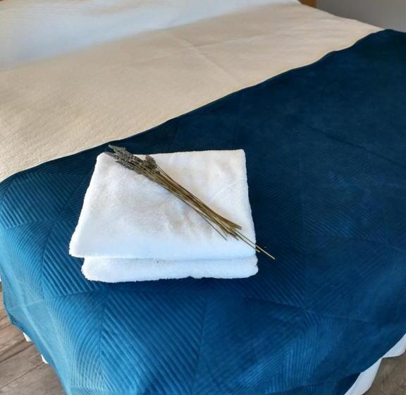 مبيت وإفطار By The Bay Lavender Villa