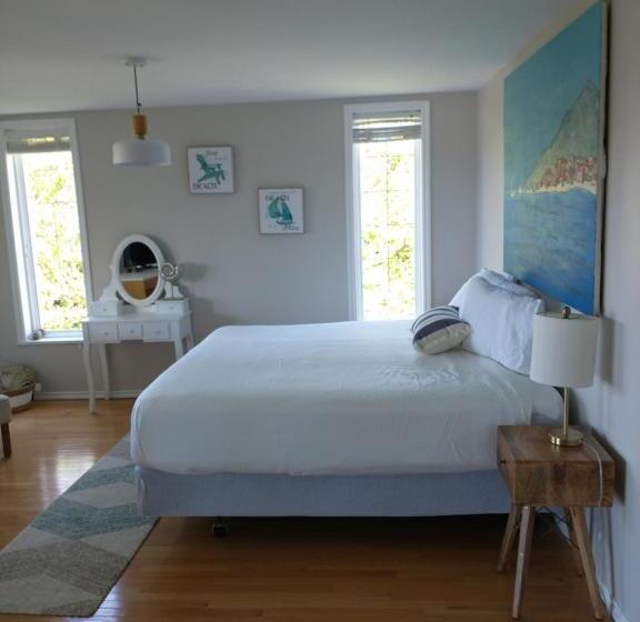 مبيت وإفطار By The Bay Lavender Villa