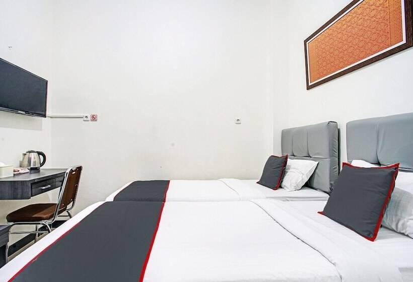 هتل Capital O 92417 Sawahan Residence Syariah