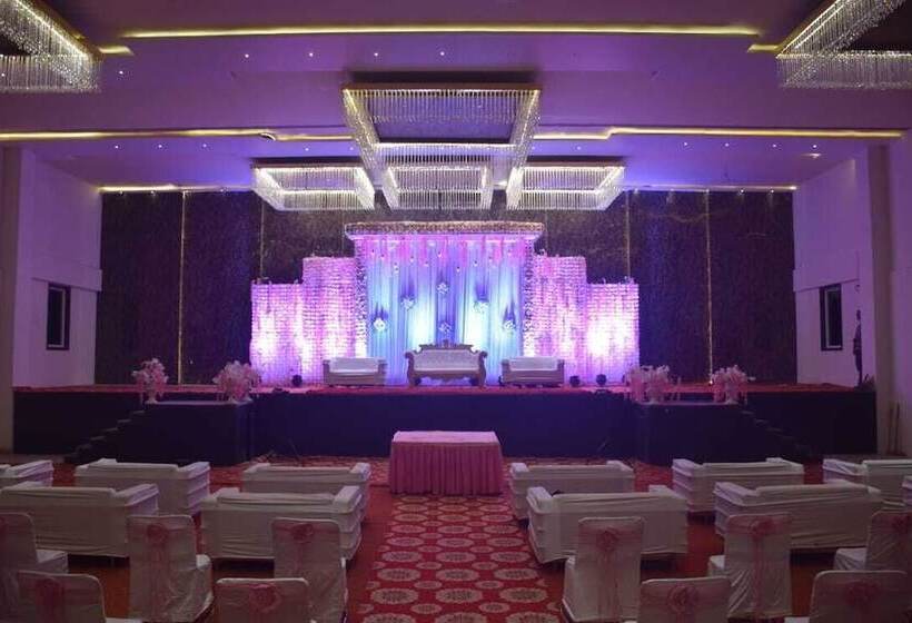 فندق Emperor Paradise