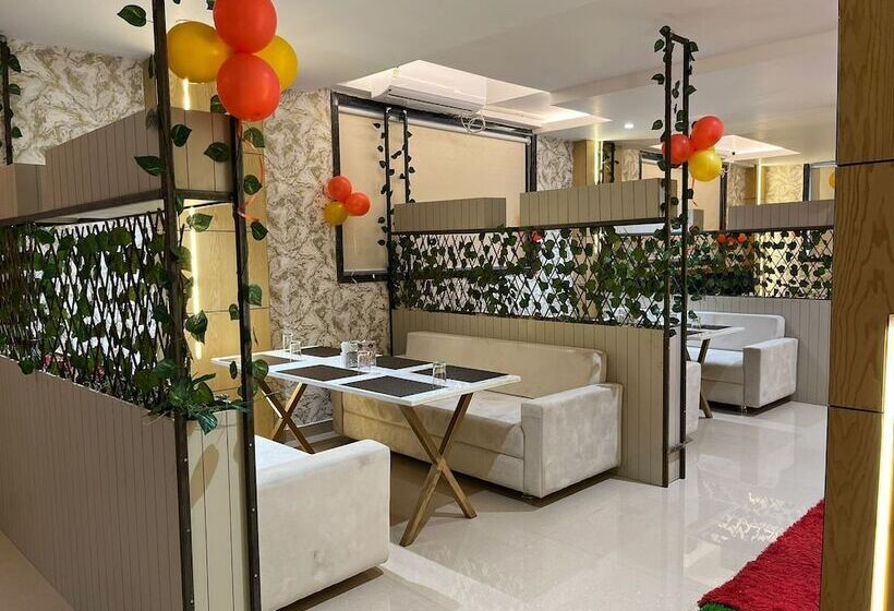 فندق Emperor Paradise