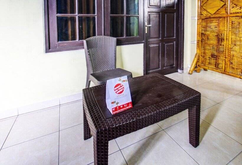 هتل Spot On 92420 Kos Agi Mataram