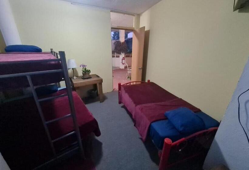 Pansiyon Hostal Del Elefante