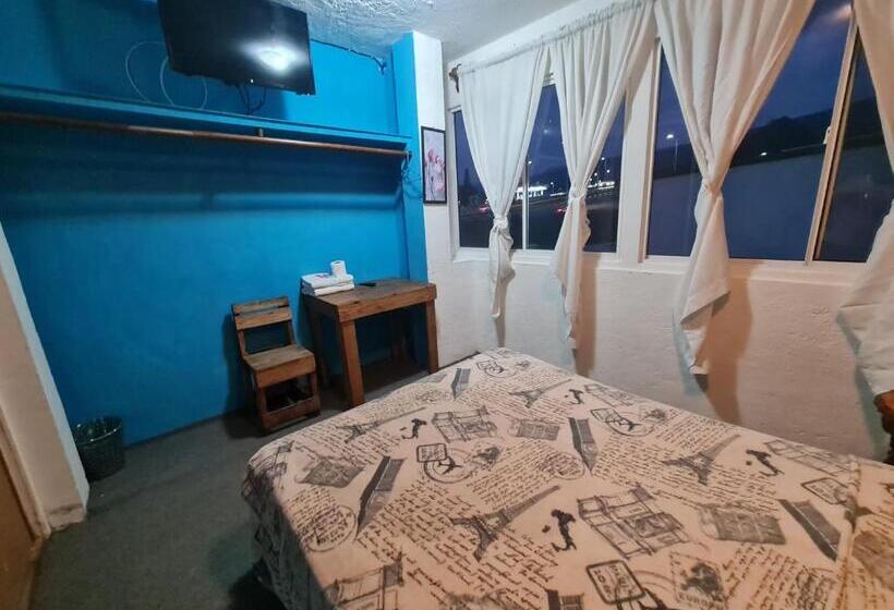 Pansiyon Hostal Del Elefante