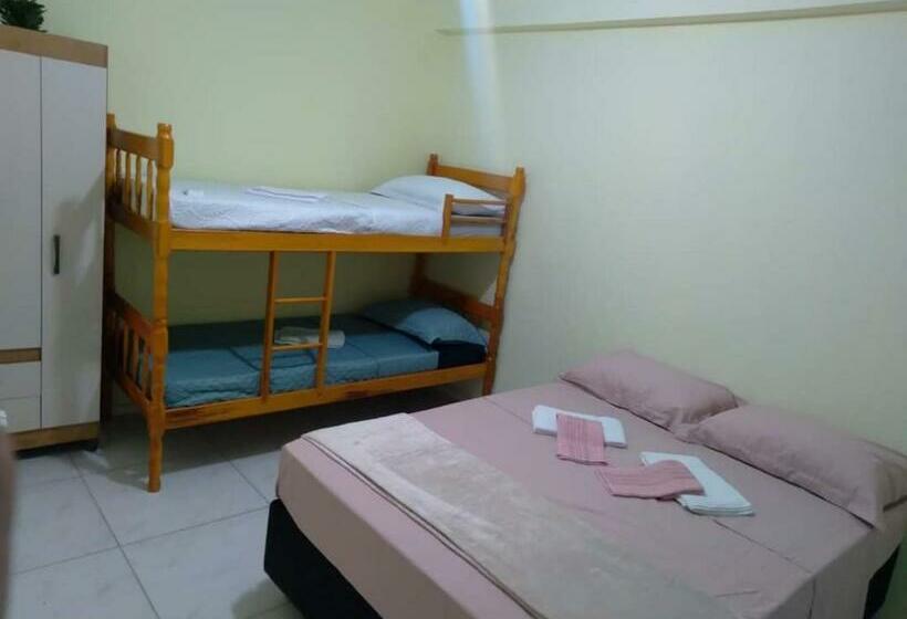 هاستل Pousada Cafe Com Margarida 150 Metros Do Mar Rua Do Calçadao Da Central