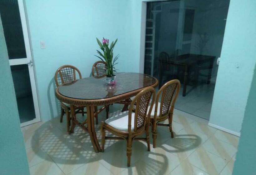 هاستل Pousada Cafe Com Margarida 150 Metros Do Mar Rua Do Calçadao Da Central