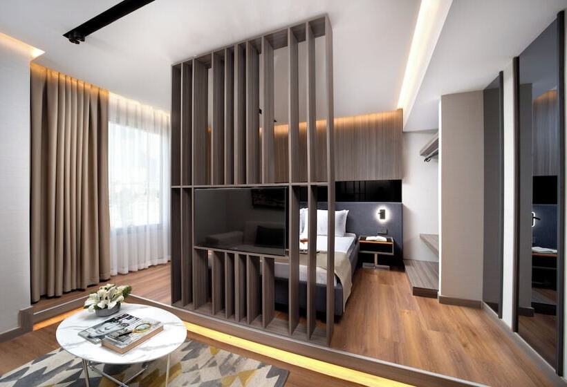 فندق Nish Palace Beşiktaş