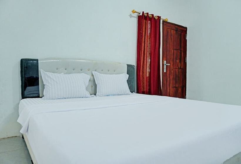 فندق Spot On 92412 Homestay Eka Fortuna Ranau