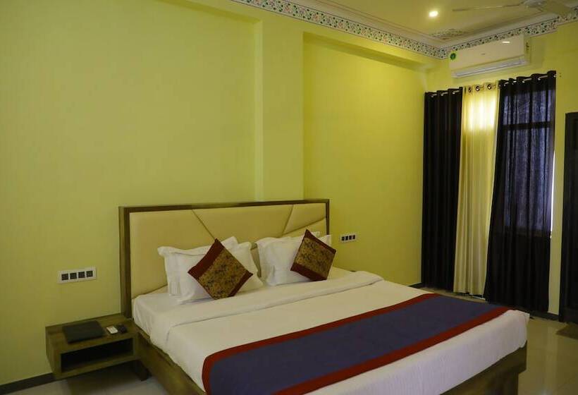 فندق Shiv Ashray Resort