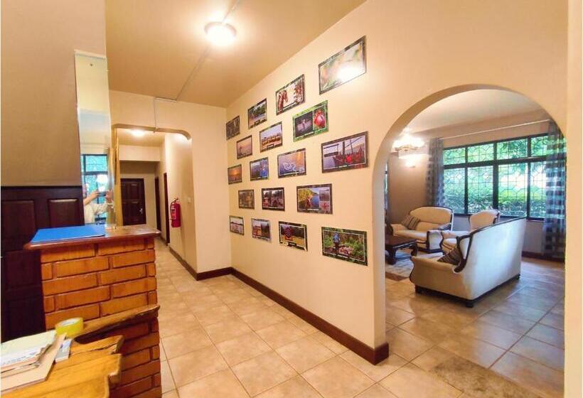 مبيت وإفطار Wag Hill Homestay