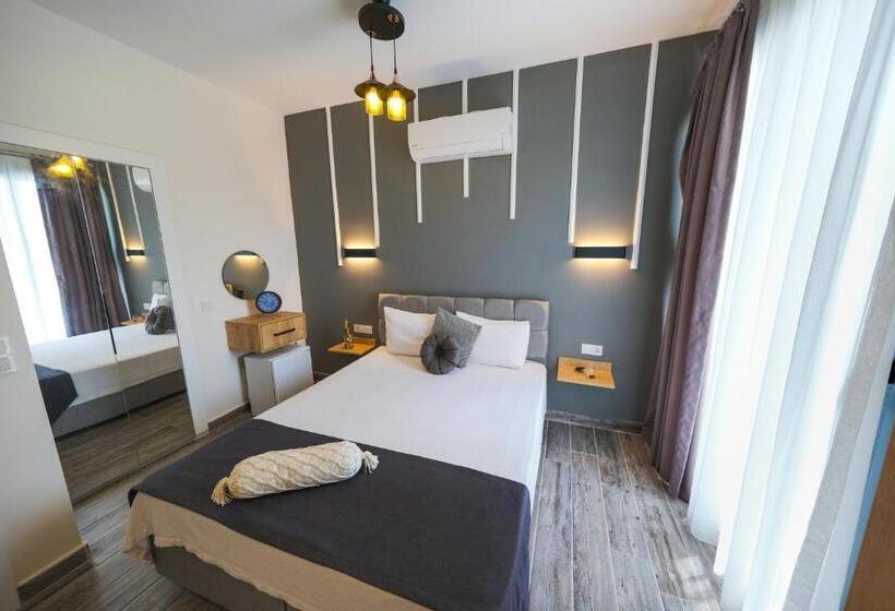 בית מלון כפרי Umbelo Suites Dalyan