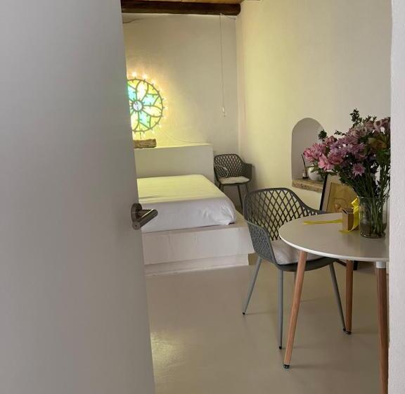 مبيت وإفطار Hydria Guest House Art Gallery
