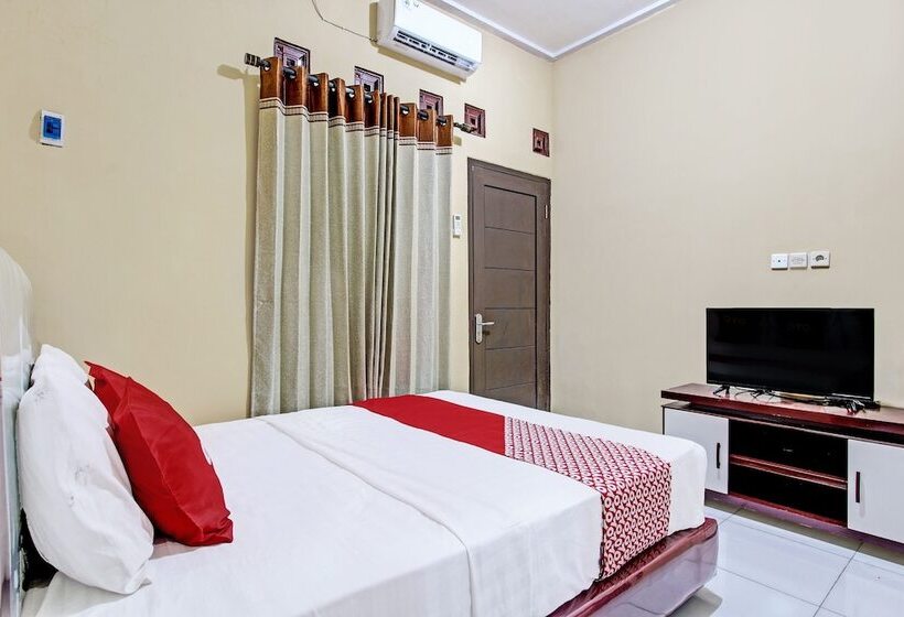 فندق Oyo 92296 Amole Paviliun Syariah