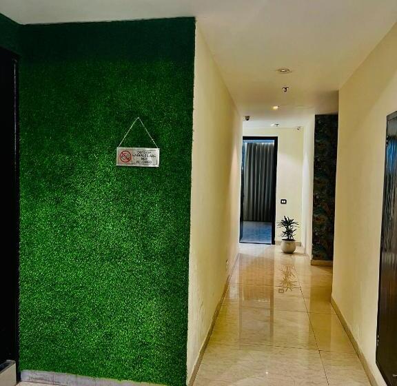 فندق The Lycoris Near Bus Stand Zirakpur On Ambala Highway