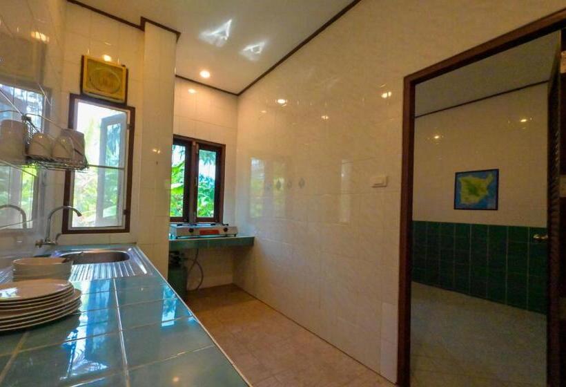 پانسیون Poowadee Resort