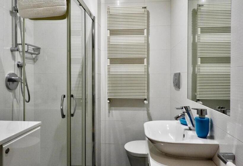 פנסיון Sole Tra I Pini   Foresteria Lombarda