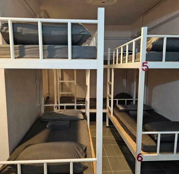 Sunsky Hostel