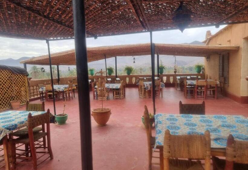 הוסטל Chez Yacob Tamnougalt