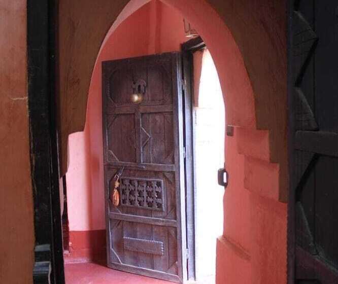 הוסטל Chez Yacob Tamnougalt