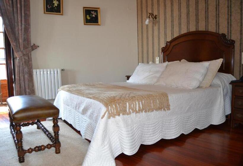 هتل A Torre Do Xudeu