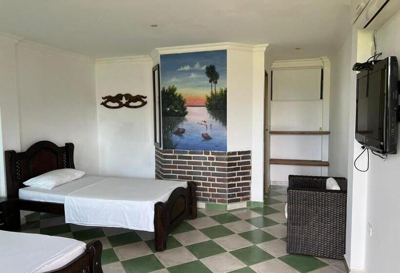 هتل Campestre Los Chiguiros