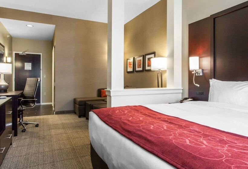 בית מלון כפרי Comfort Suites Youngstown North