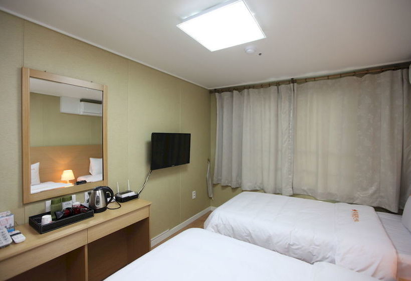 בית מלון כפרי Easy Residence