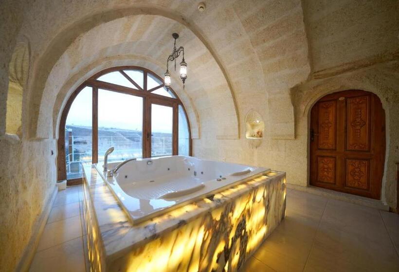 Hotel Fairyland Cave