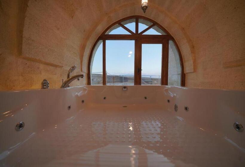 Hotel Fairyland Cave