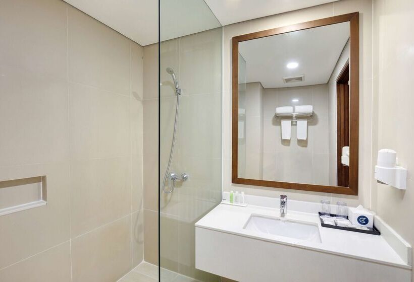 هتل Golden Tulip Pontianak