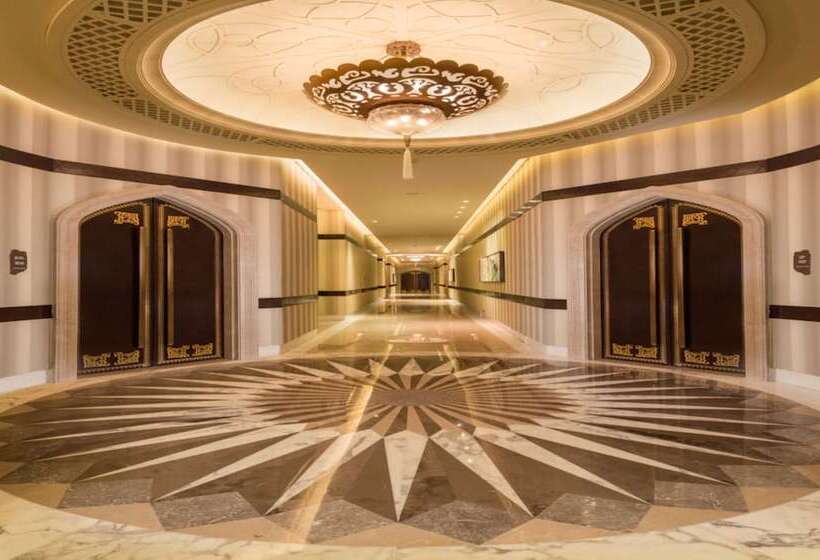 فندق Hilton Urumqi