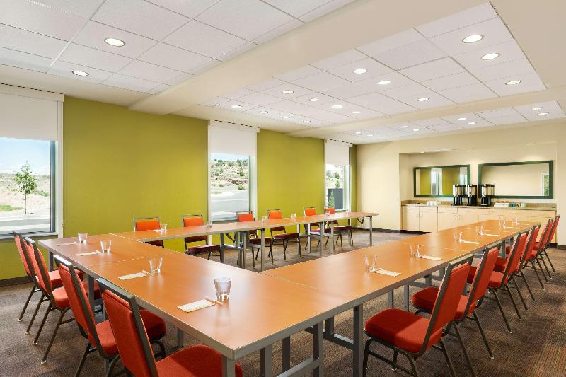 בית מלון כפרי Home2 Suites By Hilton Farmington/ Bloomfield