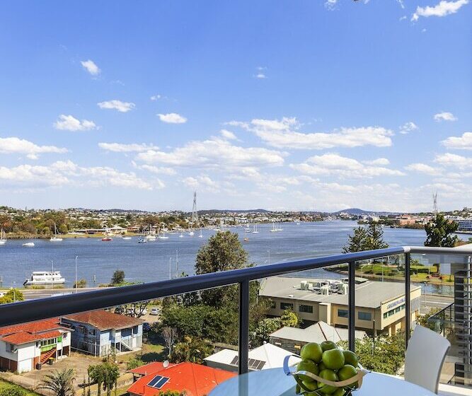 בית מלון כפרי Quest Breakfast Creek