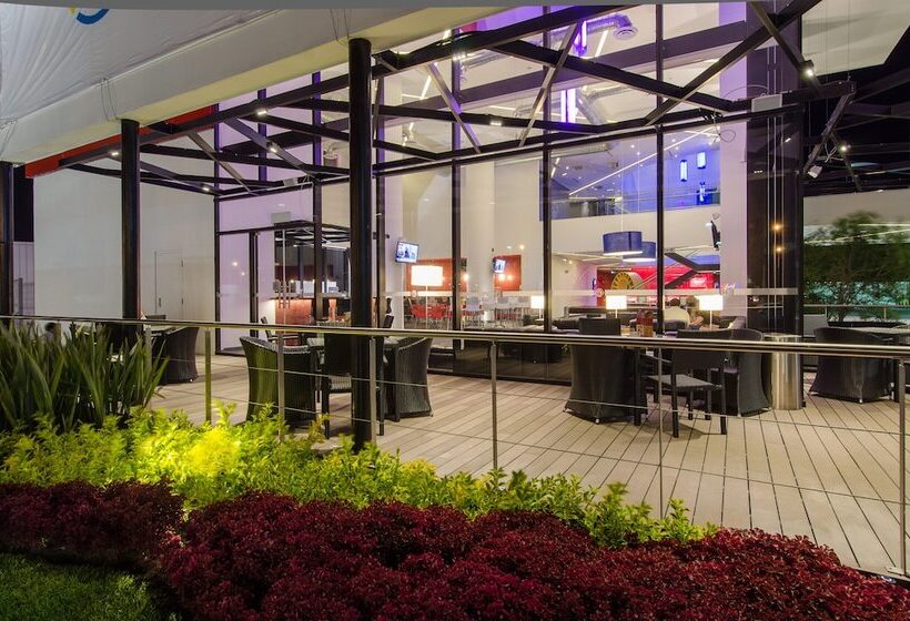 هتل Ramada Encore By Wyndham San Luis Potosi