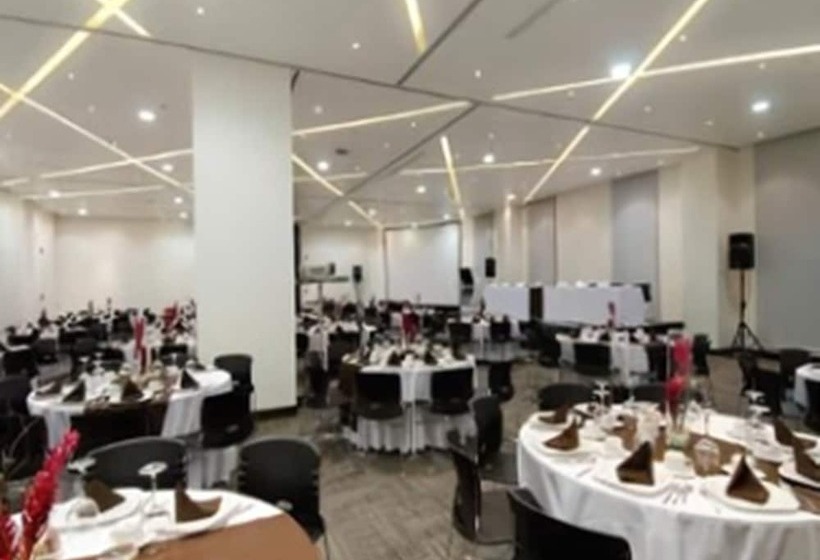 هتل Ramada Encore By Wyndham San Luis Potosi
