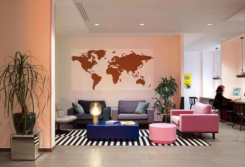 اقامتگاه The Social Hub Paris La Défense