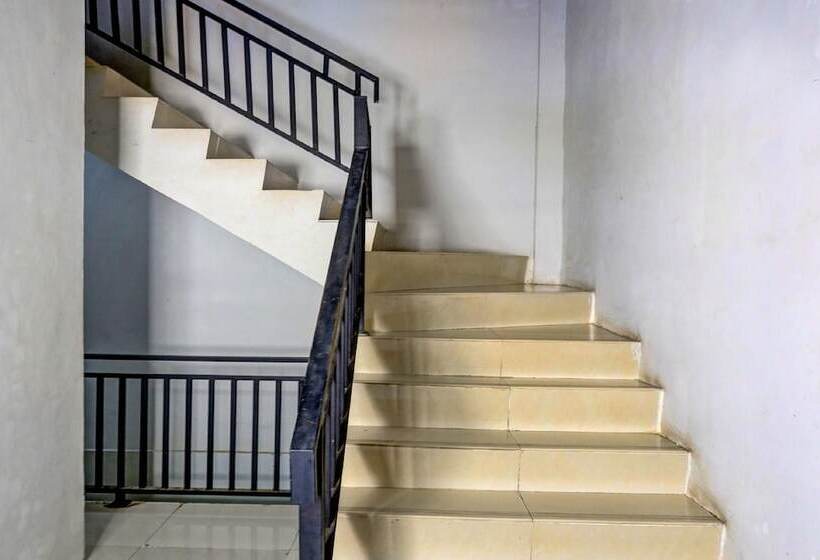 فندق Oyo 92334 Abi Manyu Syariah