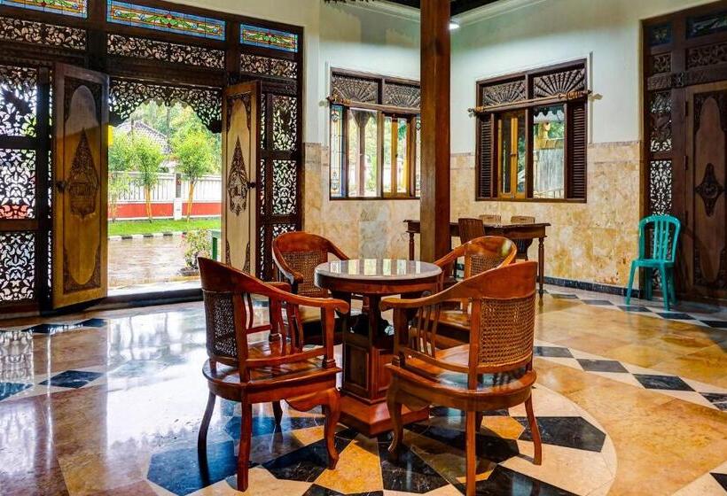 فندق Spot On 92332 Griyo Werdiningsih