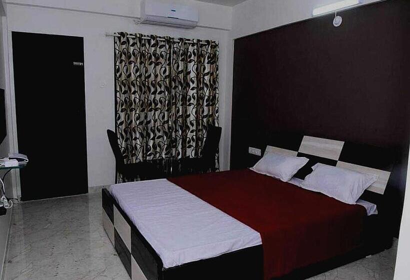 فندق Flagship Sanvi Resort