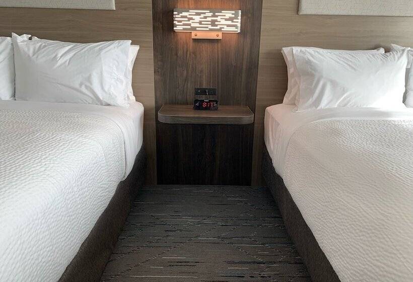 בית מלון כפרי Holiday Inn Express & Suites   Courtenay   Comox, An Ihg