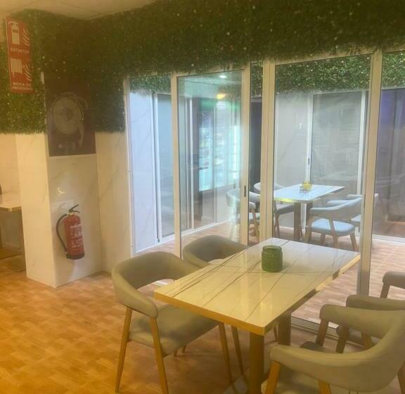 Капсульный Oтель Limin Hostel Capsules