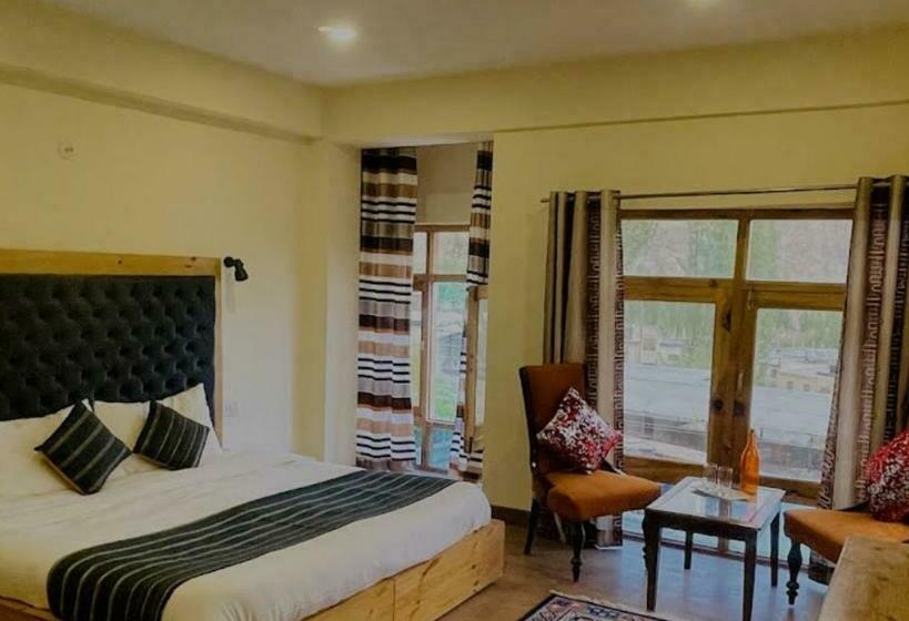 酒店 De Suzain Leh