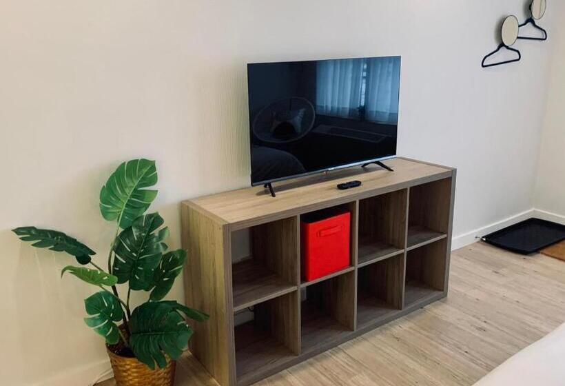 هتل Urban Nest, Studio, Ground Floor