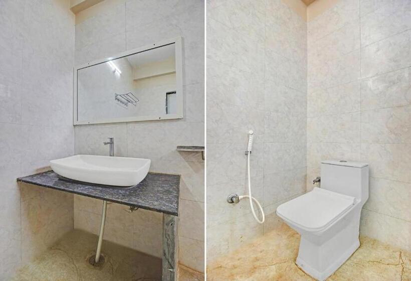 Отель Sai Baba Palace Lodging And Boarding