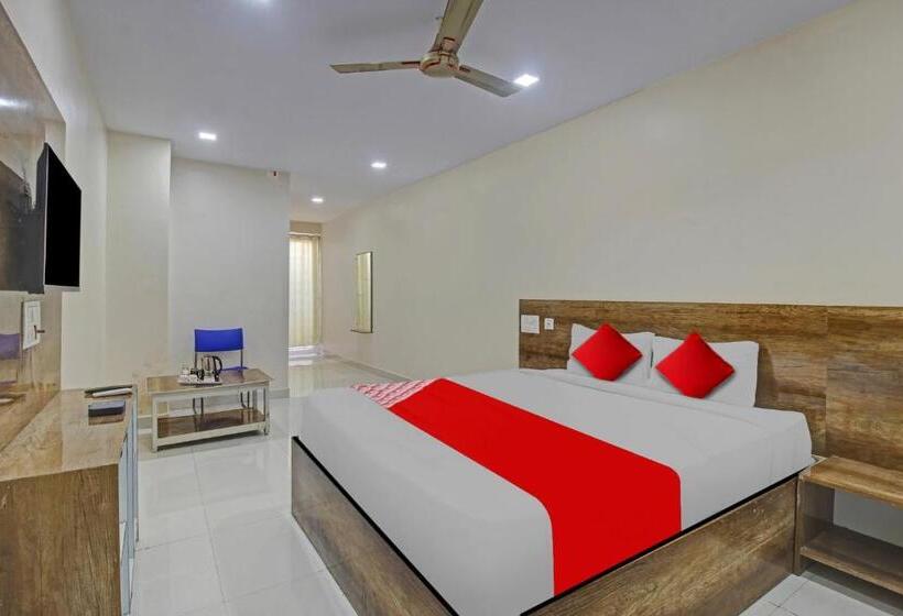 Отель Sai Baba Palace Lodging And Boarding