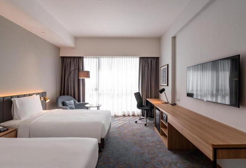 هتل Holiday Inn Sepang Airport By Ihg