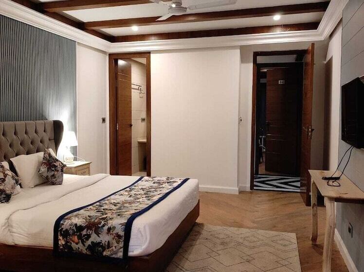 ホテル The Sapling Manor