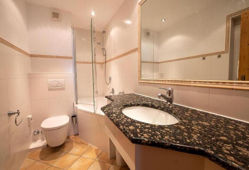 בית מלון כפרי Sl