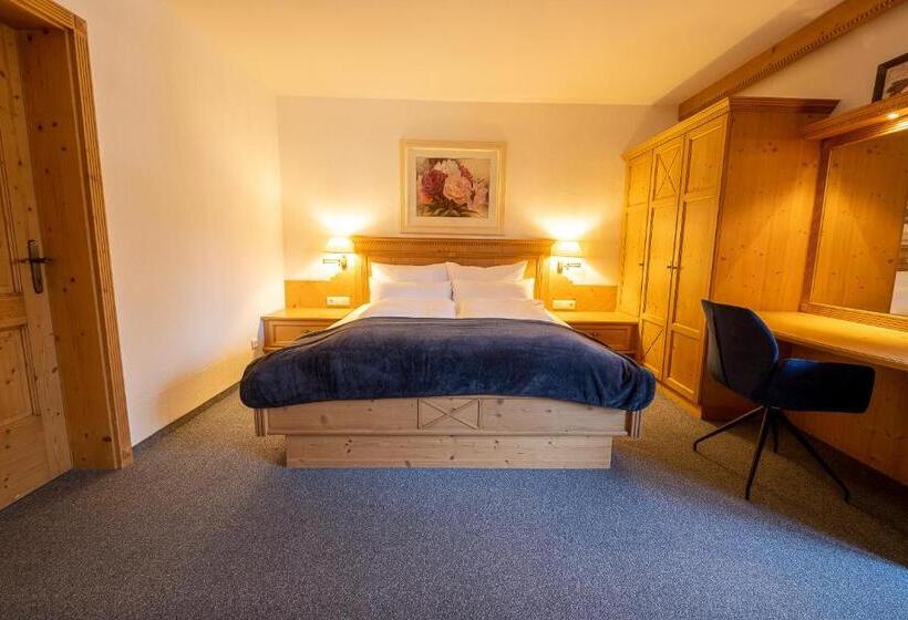 בית מלון כפרי Sl