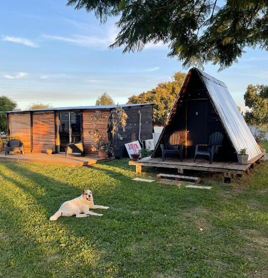 پانسیون Maleglam